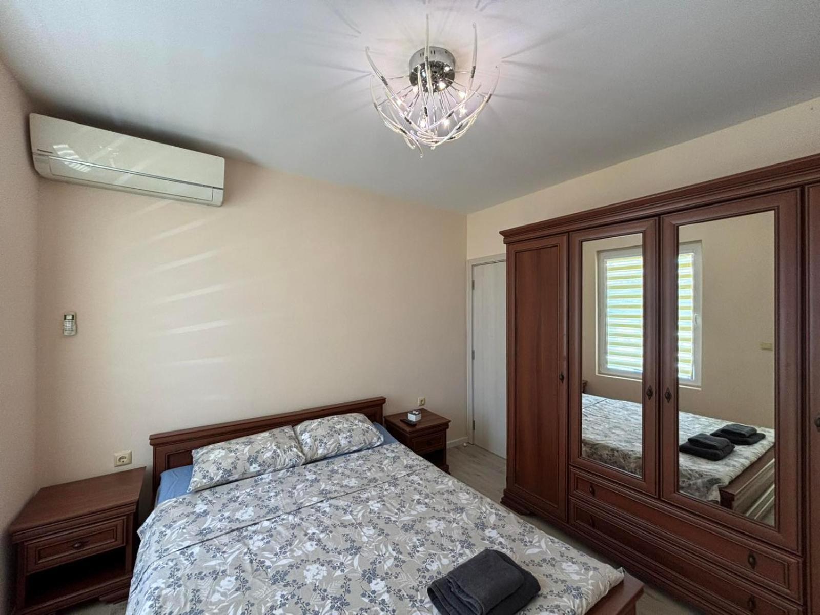 Grand Apartment Bogoridi - Top Center Near To Sea And Sea Garden Burgas Екстер'єр фото